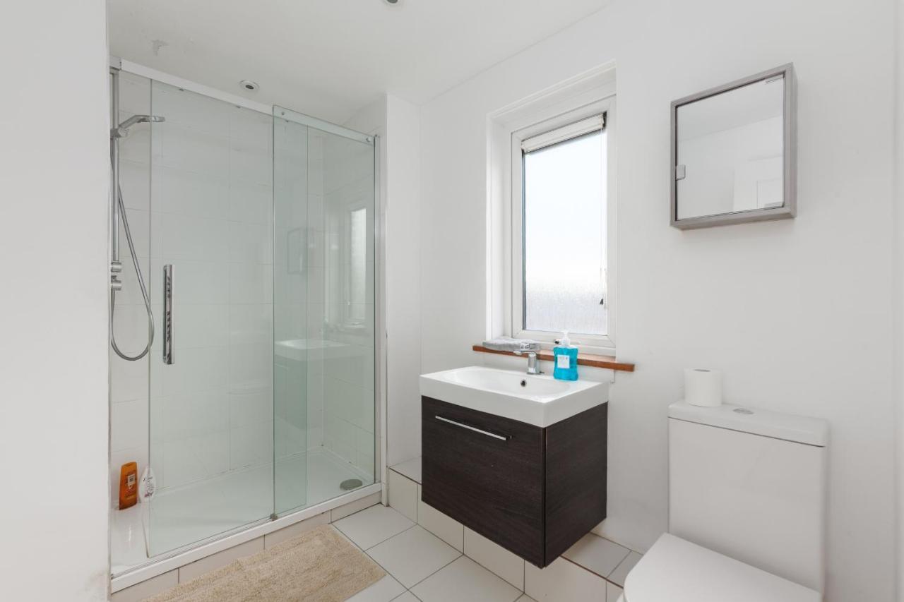 White City Apartment Londen Buitenkant foto